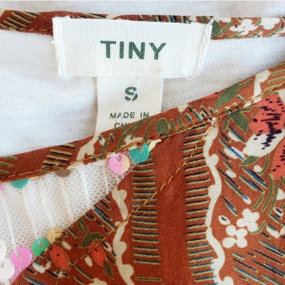 Anthropologie Long-Sleeve Top with Brown Patterned Front Panel - Picture 4 of 6